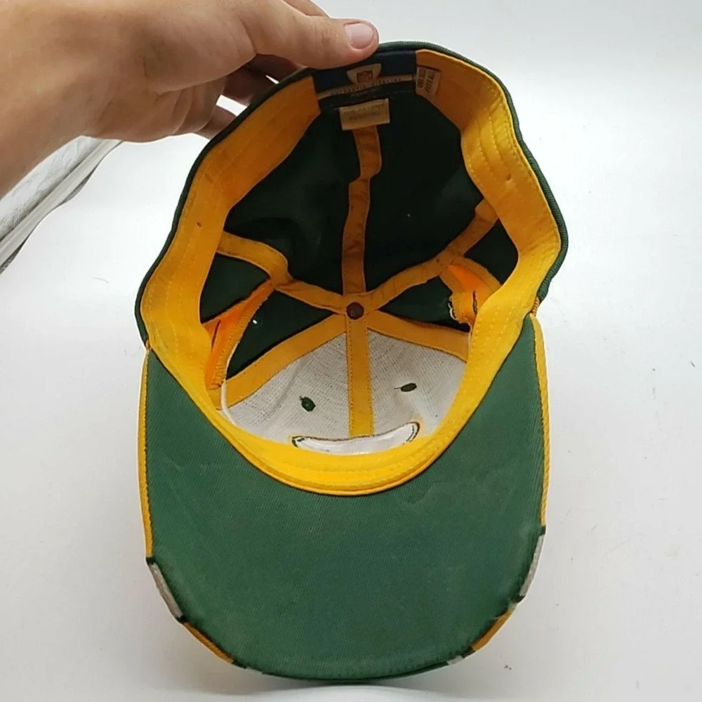 Green Bay Packers Hat Cap Fitted Mens One Size Green NFL Football Reebok